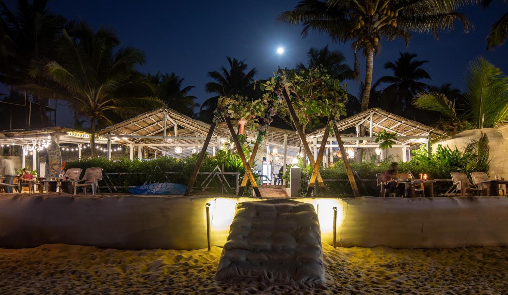Sunset Cafe Beach Stay Гокарна Екстер'єр фото